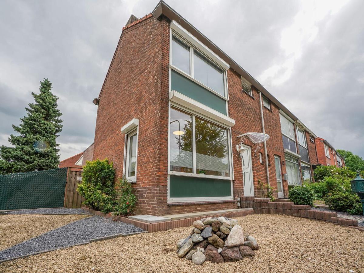 Terraced House In Kerkrade With A Garden Villa Exterior foto